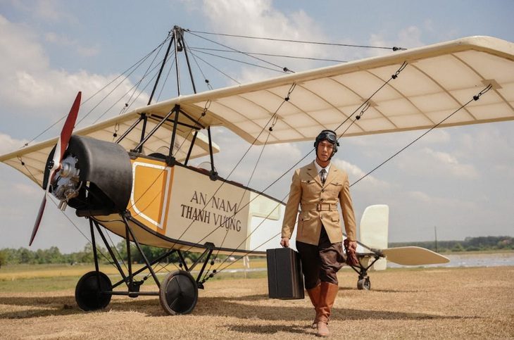Chiếc máy bay tư nhân đầu tiên trong Công tử Bạc Liêu; Phim The Trunk bị chỉ trích vì cổ xúy mại dâm - Ảnh 1. Chiếc máy bay tư nhân đầu tiên trong Công tử Bạc Liêu; Phim The Trunk bị chỉ trích vì cổ xúy mại dâm - Ảnh 1.
