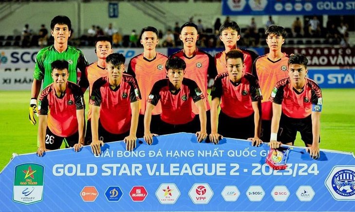 CLB Bà Rịa - Vũng Tàu đấu ra sao trong trận bị dàn xếp tỉ số?- Ảnh 1. Năm cầu thủ CLB Bà Rịa - Vũng Tàu bị khởi tố về tội đánh bạc - Ảnh: BRVT