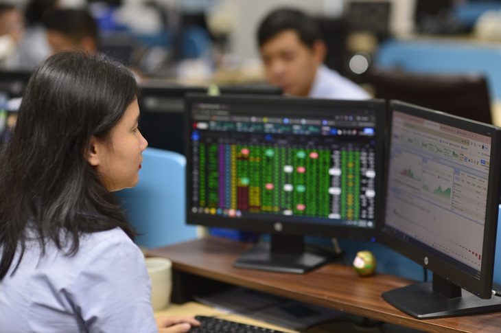 qdchungkhoanmbs15-1725629873405731839816 Một cổ phiếu vừa tăng ‘sốc’ 360%: Toàn bộ HĐQT đều xin nghỉ, cả công ty 3 người - Ảnh 1.